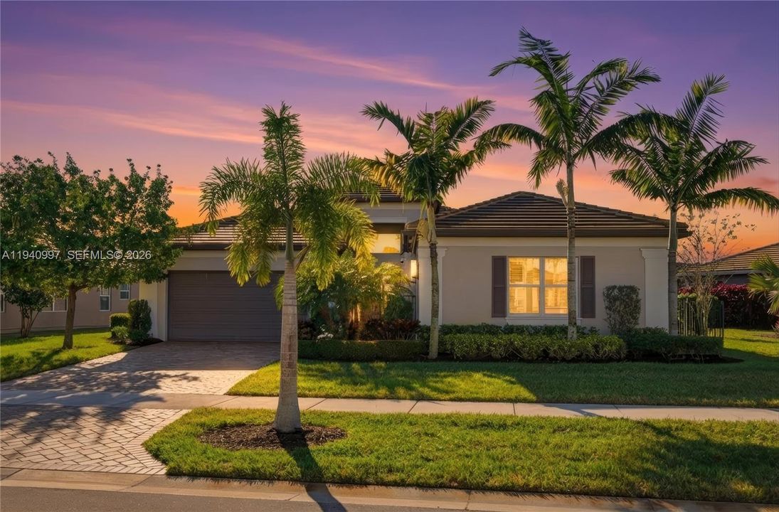 En Venta: $949,900 (3 camas, 2 baños, 2580 Pies cuadrados)