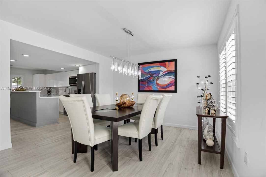 For Sale: $850,000 (3 beds, 2 baths, 1680 Square Feet)