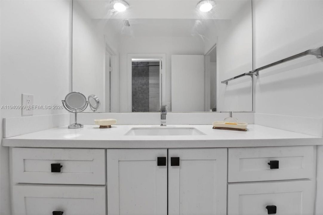 For Sale: $850,000 (3 beds, 2 baths, 1680 Square Feet)