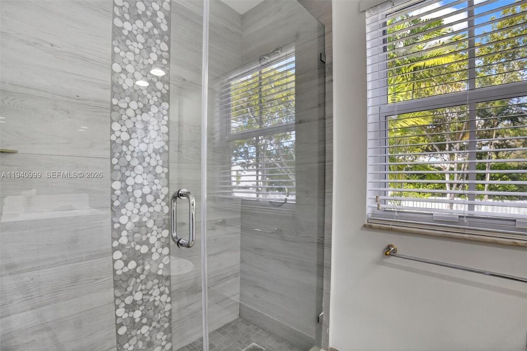 For Sale: $850,000 (3 beds, 2 baths, 1680 Square Feet)