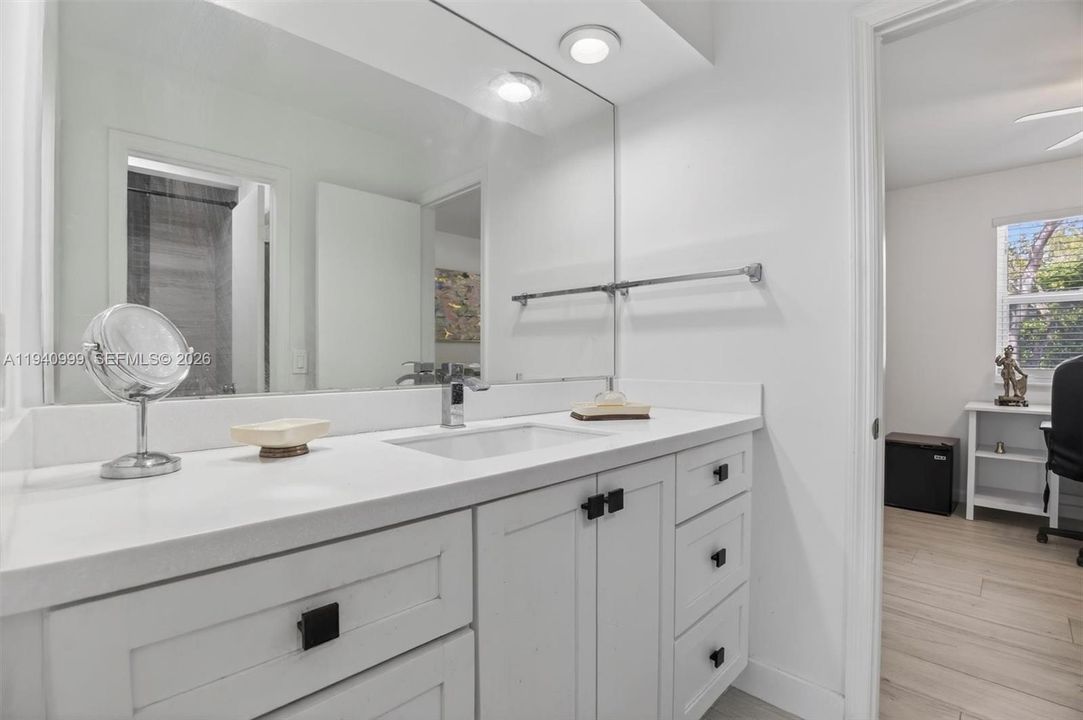 For Sale: $850,000 (3 beds, 2 baths, 1680 Square Feet)