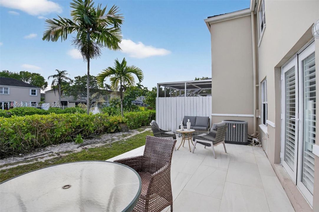 For Sale: $850,000 (3 beds, 2 baths, 1680 Square Feet)