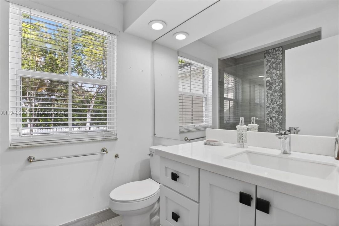 For Sale: $850,000 (3 beds, 2 baths, 1680 Square Feet)