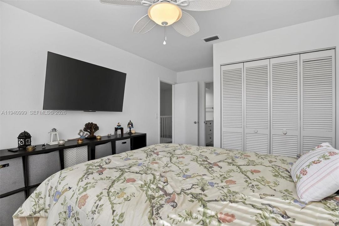 For Sale: $850,000 (3 beds, 2 baths, 1680 Square Feet)