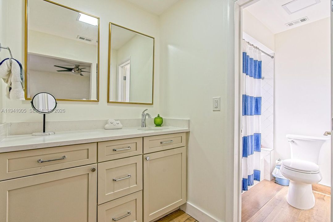 For Rent: $6,800 (3 beds, 2 baths, 1752 Square Feet)