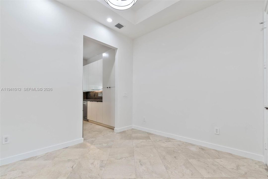 For Sale: $1,599,000 (3 beds, 3 baths, 2761 Square Feet)