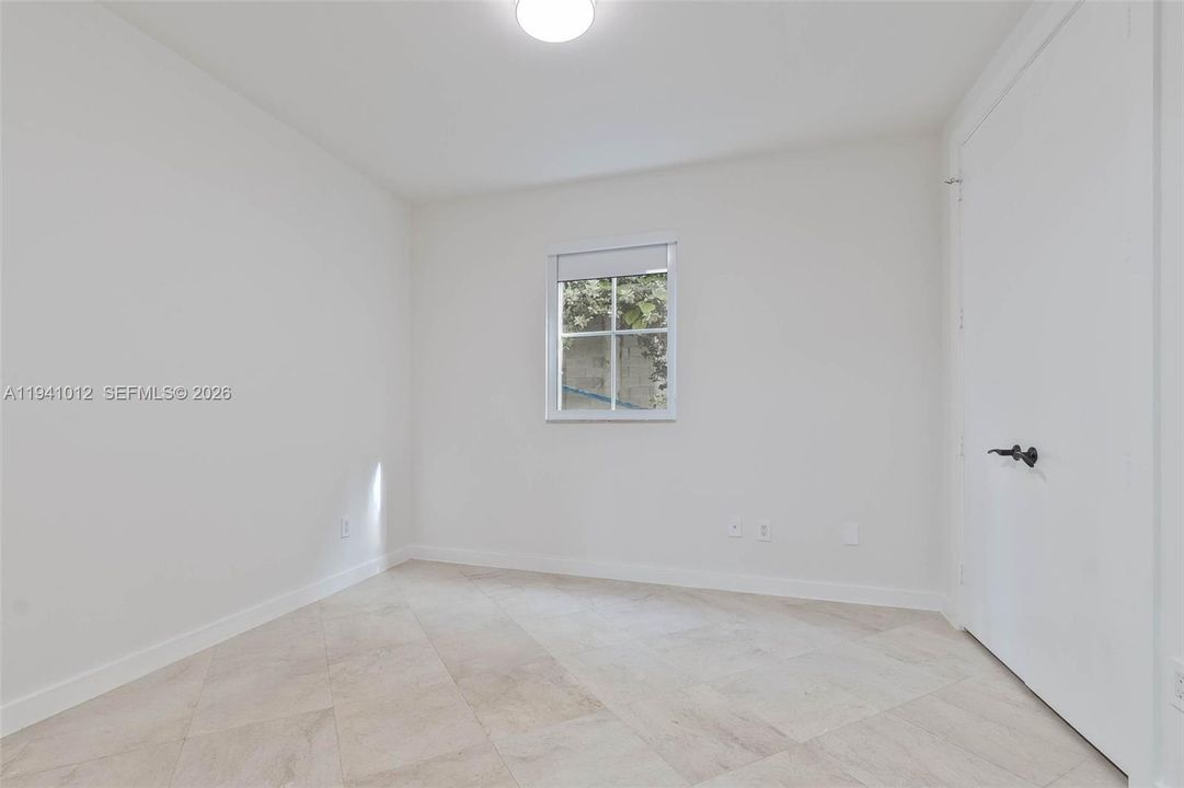 For Sale: $1,599,000 (3 beds, 3 baths, 2761 Square Feet)