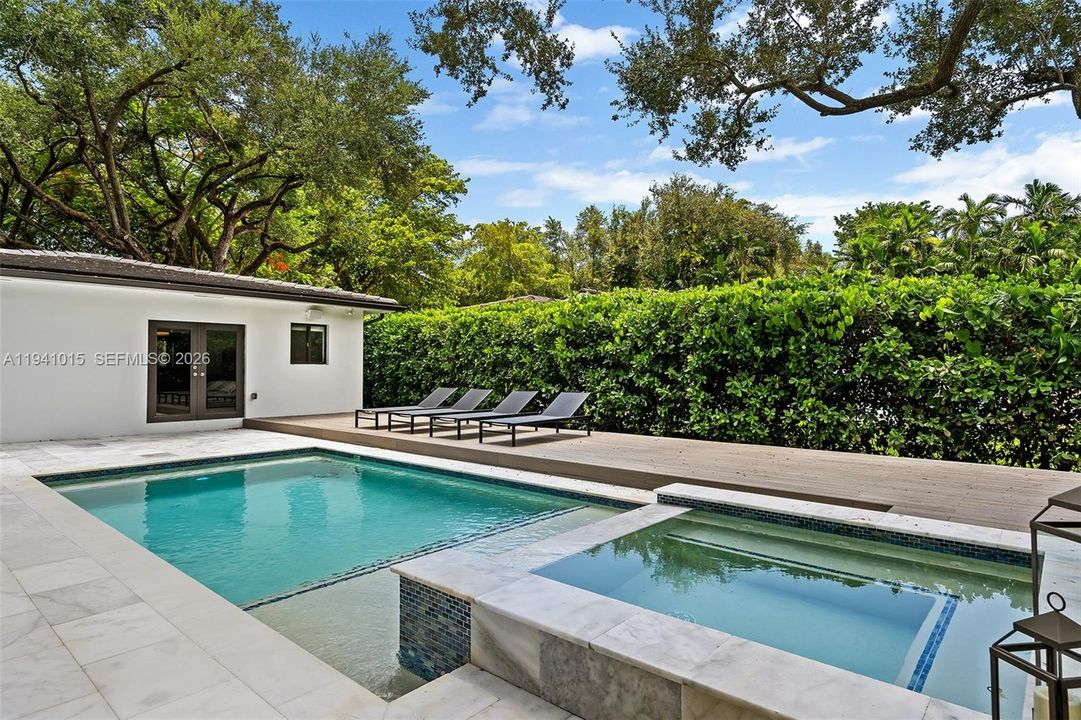 En Venta: $4,500,000 (3 camas, 3 baños, 2381 Pies cuadrados)