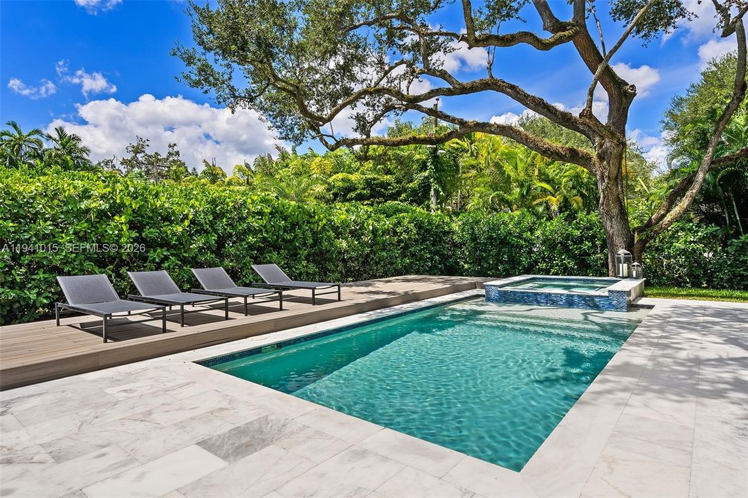 En Venta: $4,500,000 (3 camas, 3 baños, 2381 Pies cuadrados)