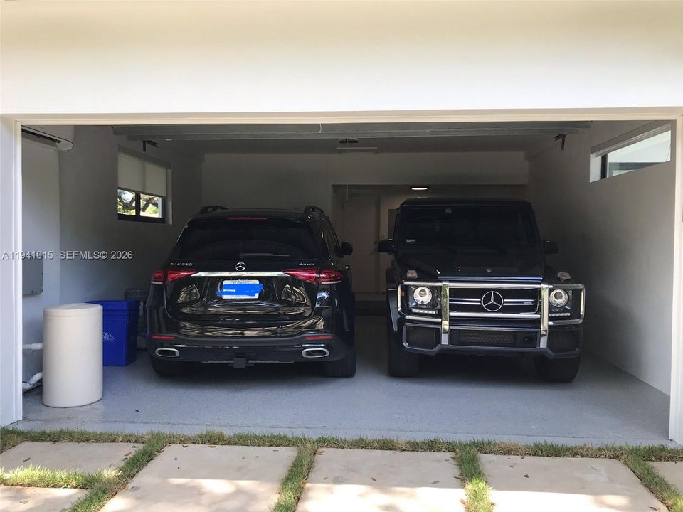 En Venta: $4,500,000 (3 camas, 3 baños, 2381 Pies cuadrados)