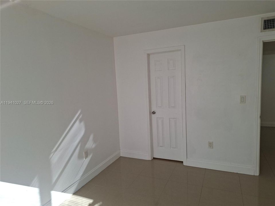 出租: $1,850 (1 贝兹, 1 浴室, 679 平方英尺)