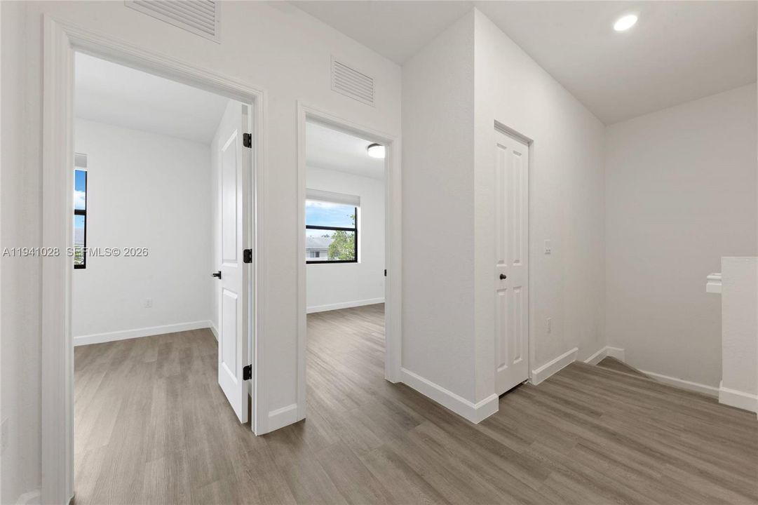 В аренду: $4,000 (3 спален, 2 ванн, 1749 Квадратных фут)