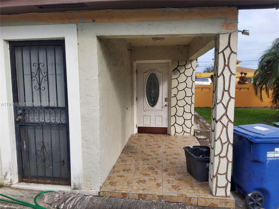 待售: $379,999 (3 贝兹, 2 浴室, 1274 平方英尺)