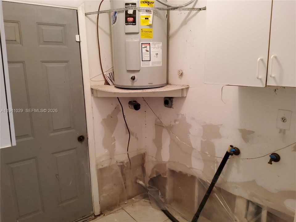 待售: $379,999 (3 贝兹, 2 浴室, 1274 平方英尺)