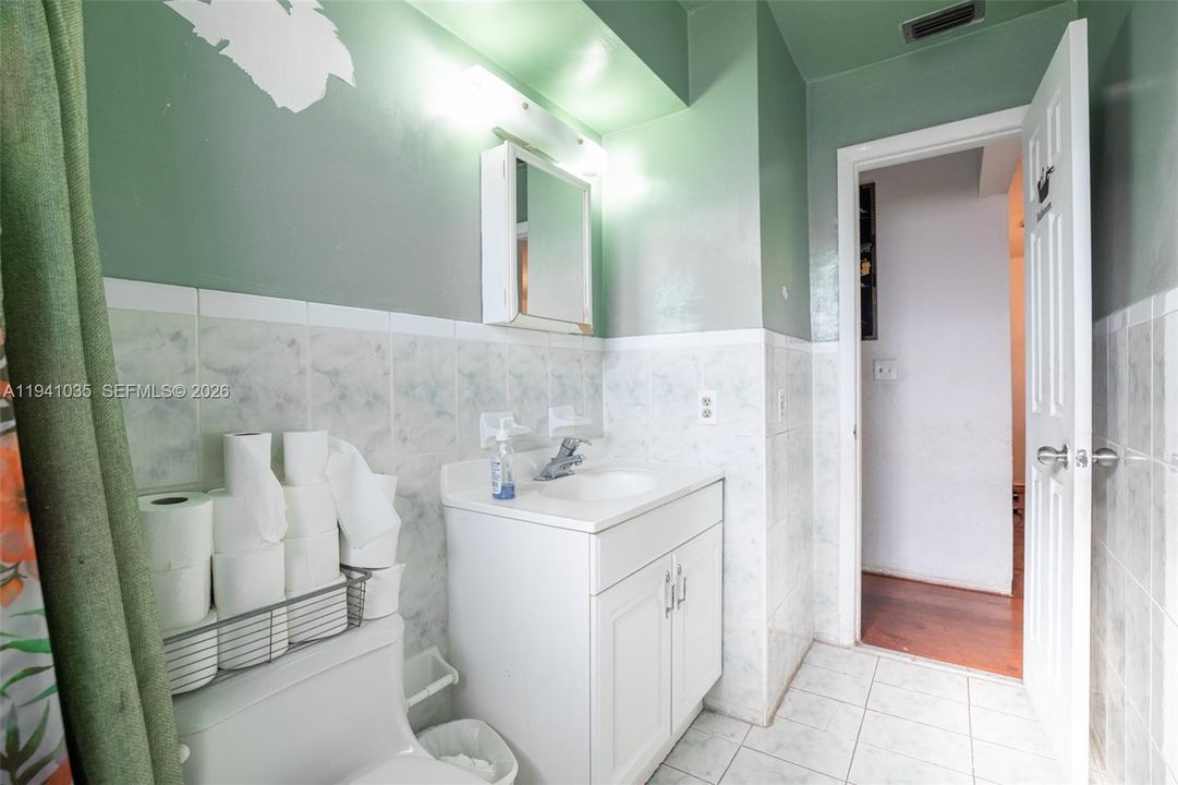 На продажу: $475,000 (3 спален, 2 ванн, 1635 Квадратных фут)