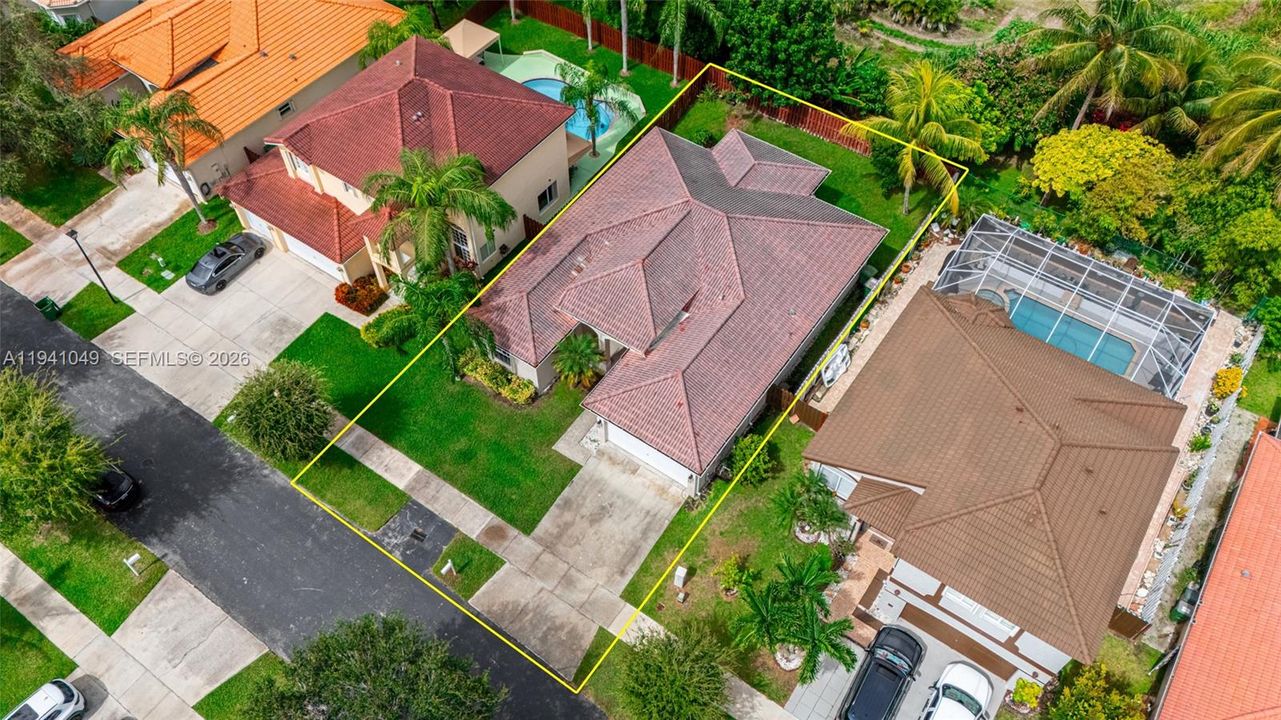 For Rent: $3,600 (4 beds, 3 baths, 2118 Square Feet)