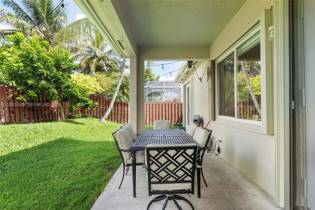 For Rent: $3,600 (4 beds, 3 baths, 2118 Square Feet)