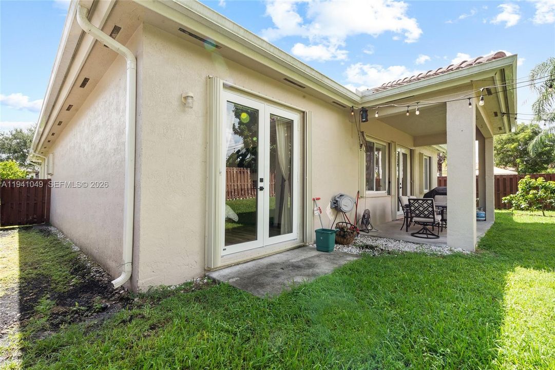 For Rent: $3,600 (4 beds, 3 baths, 2118 Square Feet)