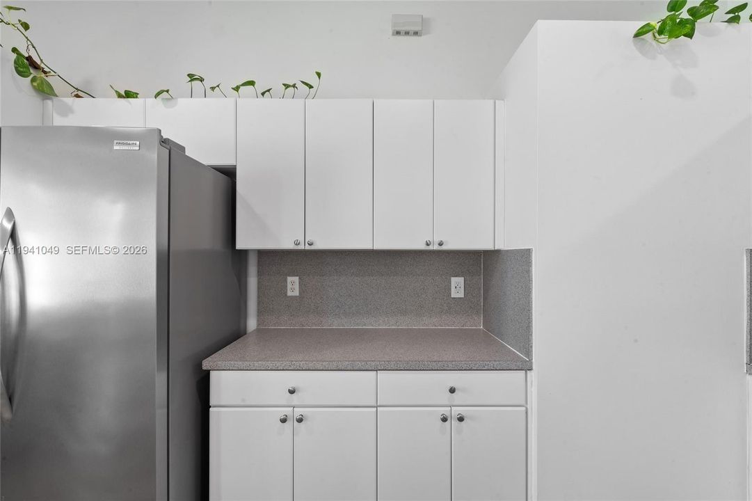 For Rent: $3,600 (4 beds, 3 baths, 2118 Square Feet)