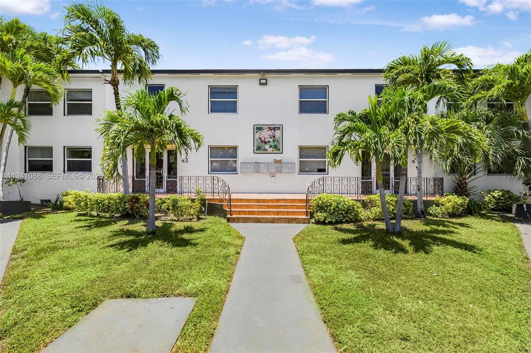 В аренду: $1,990 (2 спален, 1 ванн, 0 Квадратных фут)