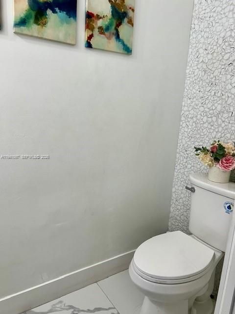 На продажу: $539,900 (3 спален, 2 ванн, 1650 Квадратных фут)