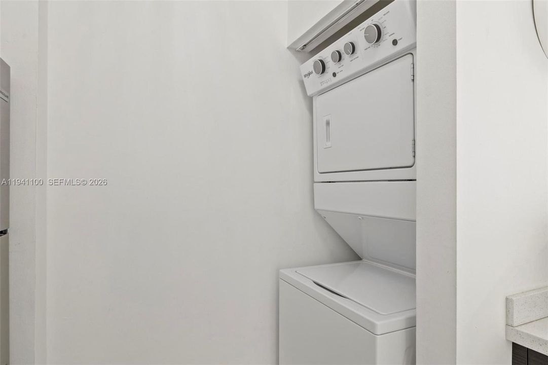 En Venta: $480,000 (2 camas, 2 baños, 934 Pies cuadrados)