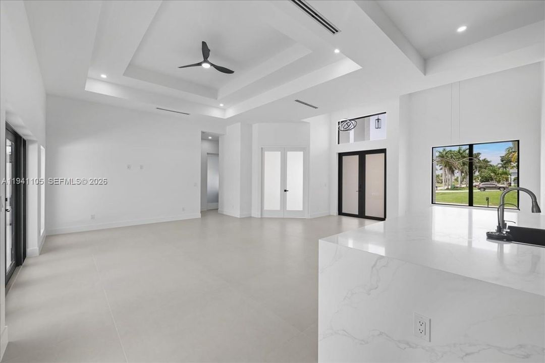 For Rent: $3,500 (3 beds, 3 baths, 2049 Square Feet)