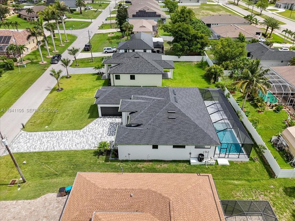 For Rent: $3,500 (3 beds, 3 baths, 2049 Square Feet)