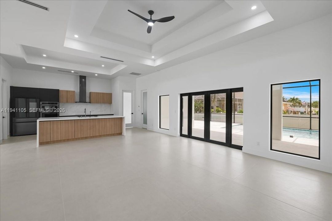 For Rent: $3,500 (3 beds, 3 baths, 2049 Square Feet)