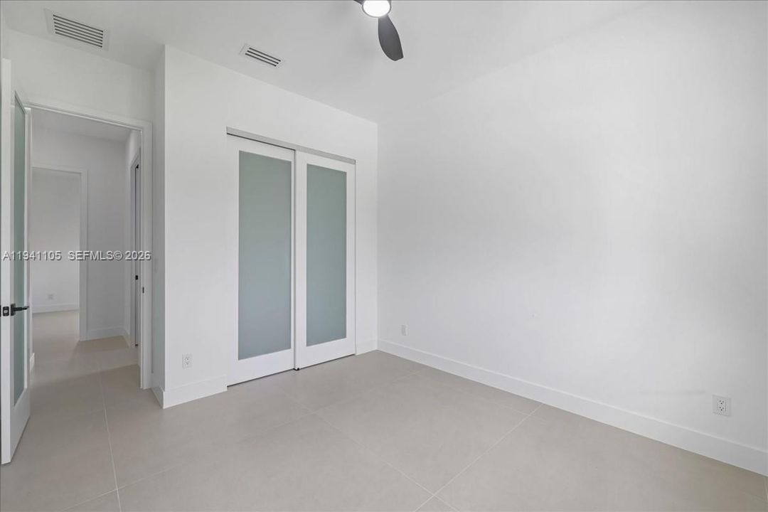 For Rent: $3,500 (3 beds, 3 baths, 2049 Square Feet)