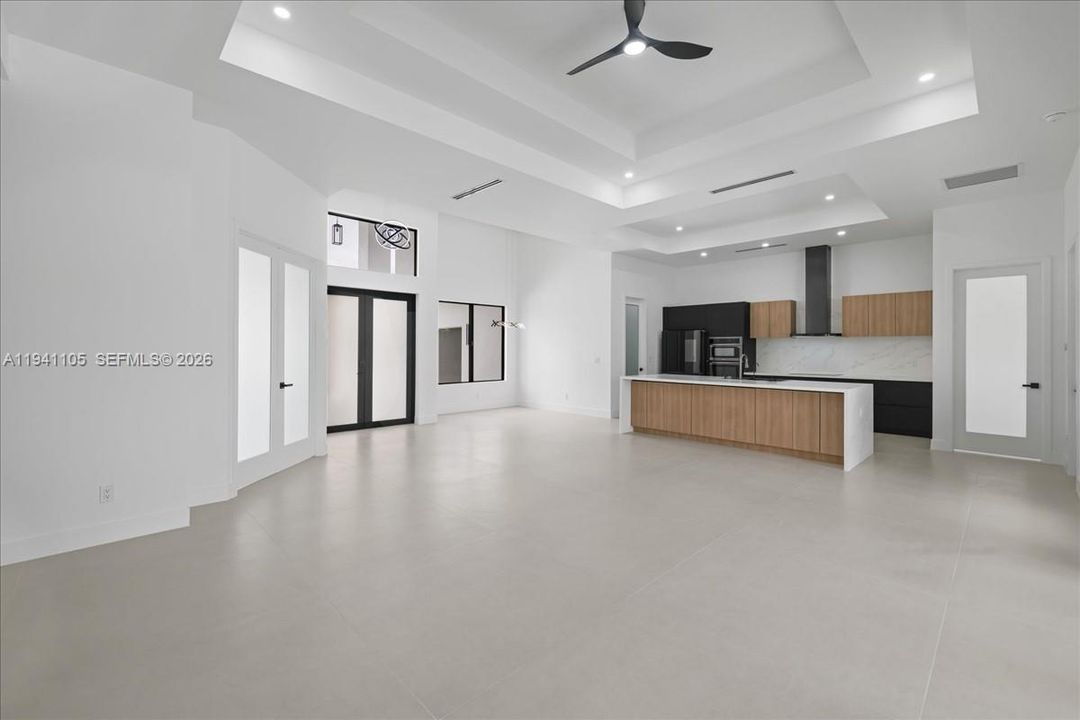 For Rent: $3,500 (3 beds, 3 baths, 2049 Square Feet)