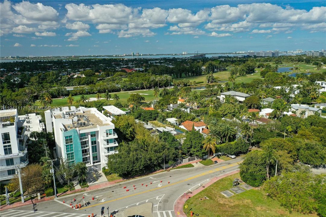 En Venta: $695,000 (2 camas, 2 baños, 1043 Pies cuadrados)