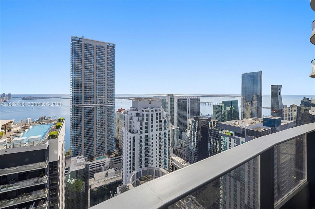 For Sale: $3,245,000 (2 beds, 3 baths, 2076 Square Feet)