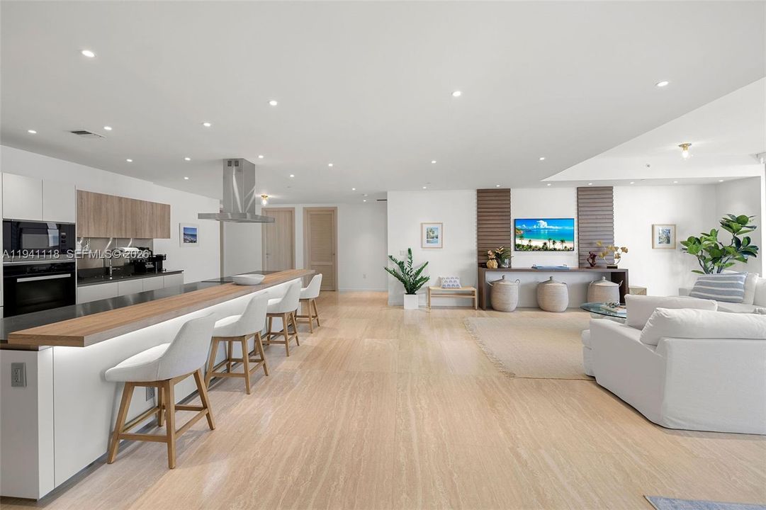 For Sale: $3,245,000 (2 beds, 3 baths, 2076 Square Feet)