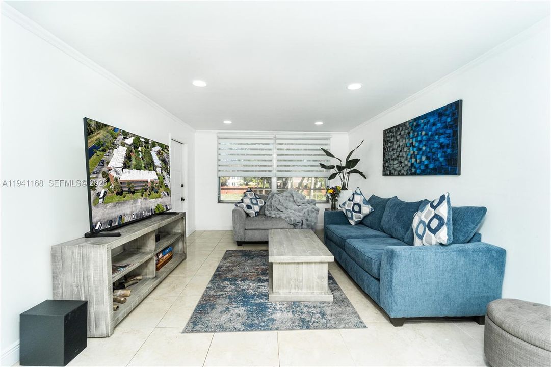 En Venta: $175,000 (2 camas, 2 baños, 952 Pies cuadrados)