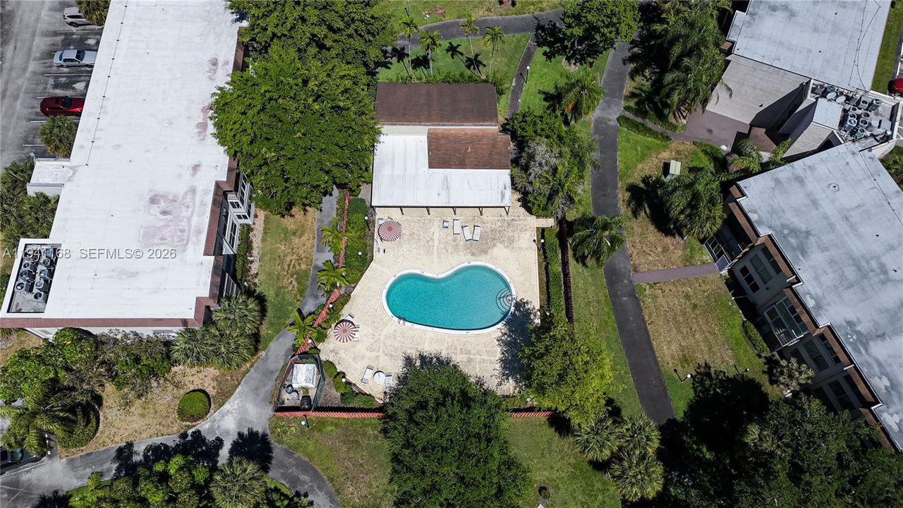 En Venta: $175,000 (2 camas, 2 baños, 952 Pies cuadrados)