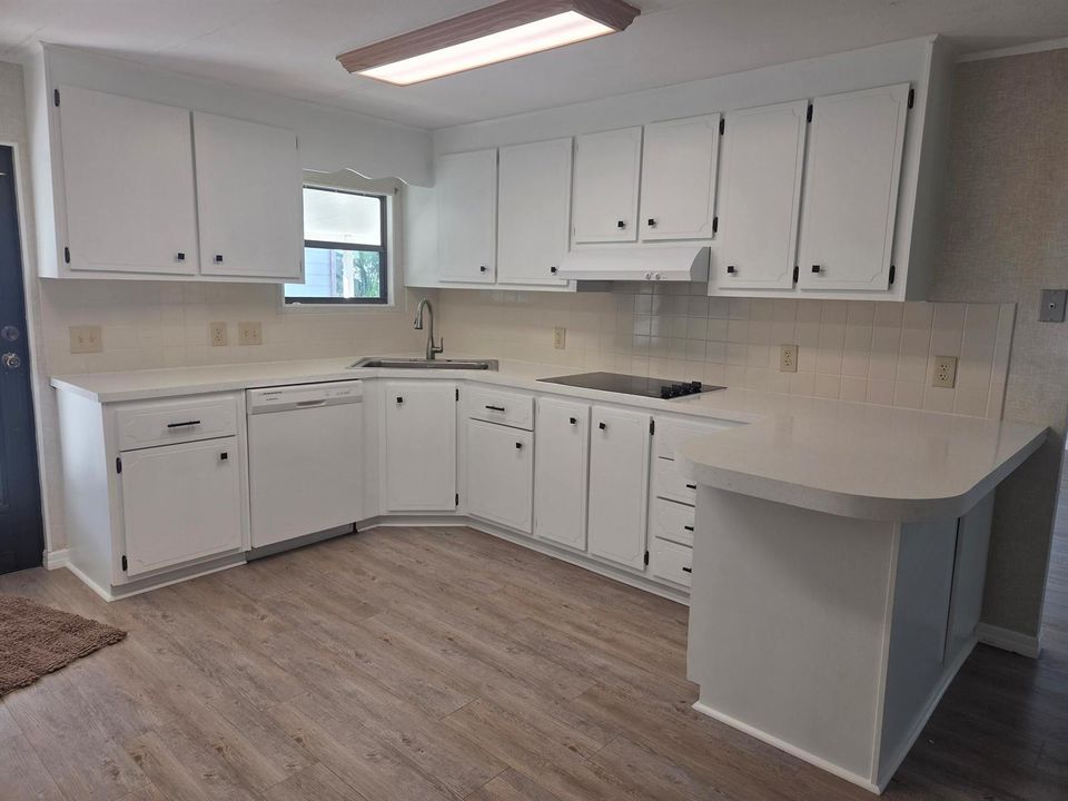 kitchen white 3
