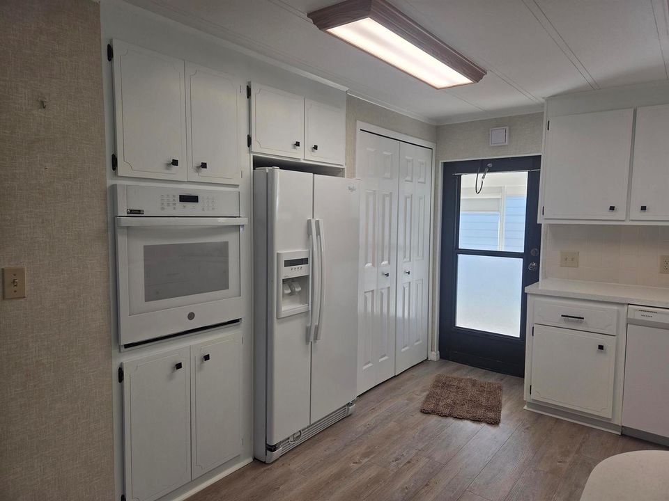 kitchen white