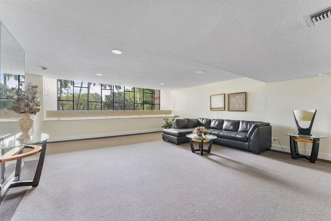 Lobby 2nd Floor