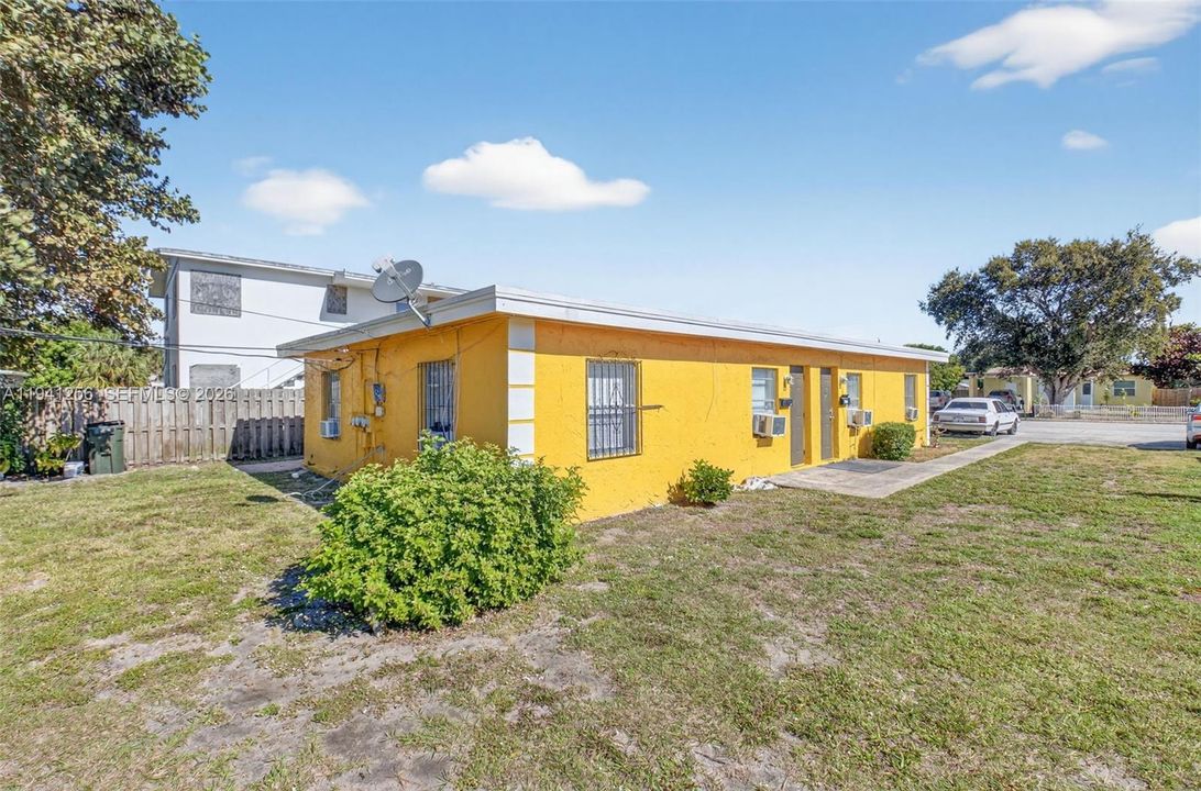 For Sale: $872,500 (0 beds, 0 baths, 2652 Square Feet)