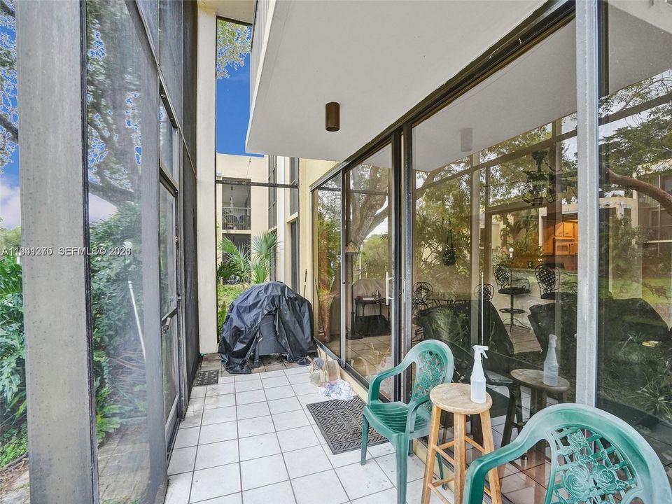 For Sale: $289,000 (3 beds, 2 baths, 1420 Square Feet)