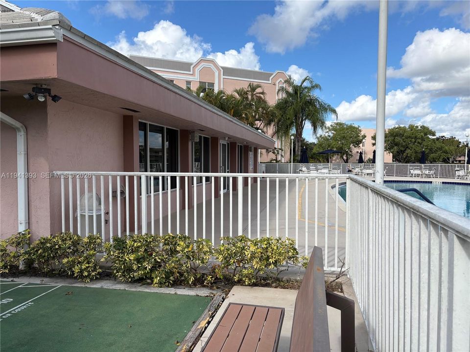 Activo con contrato: $199,900 (2 camas, 2 baños, 1370 Pies cuadrados)