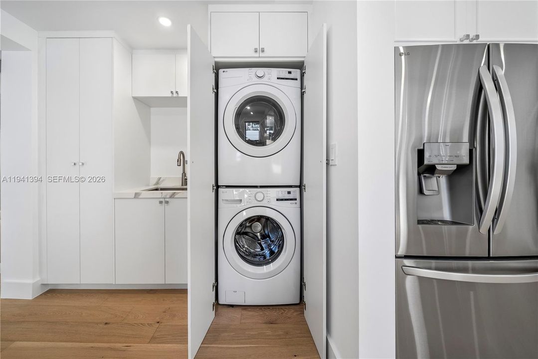 Недавно арендовано: $17,500 (4 спален, 3 ванн, 2606 Квадратных фут)