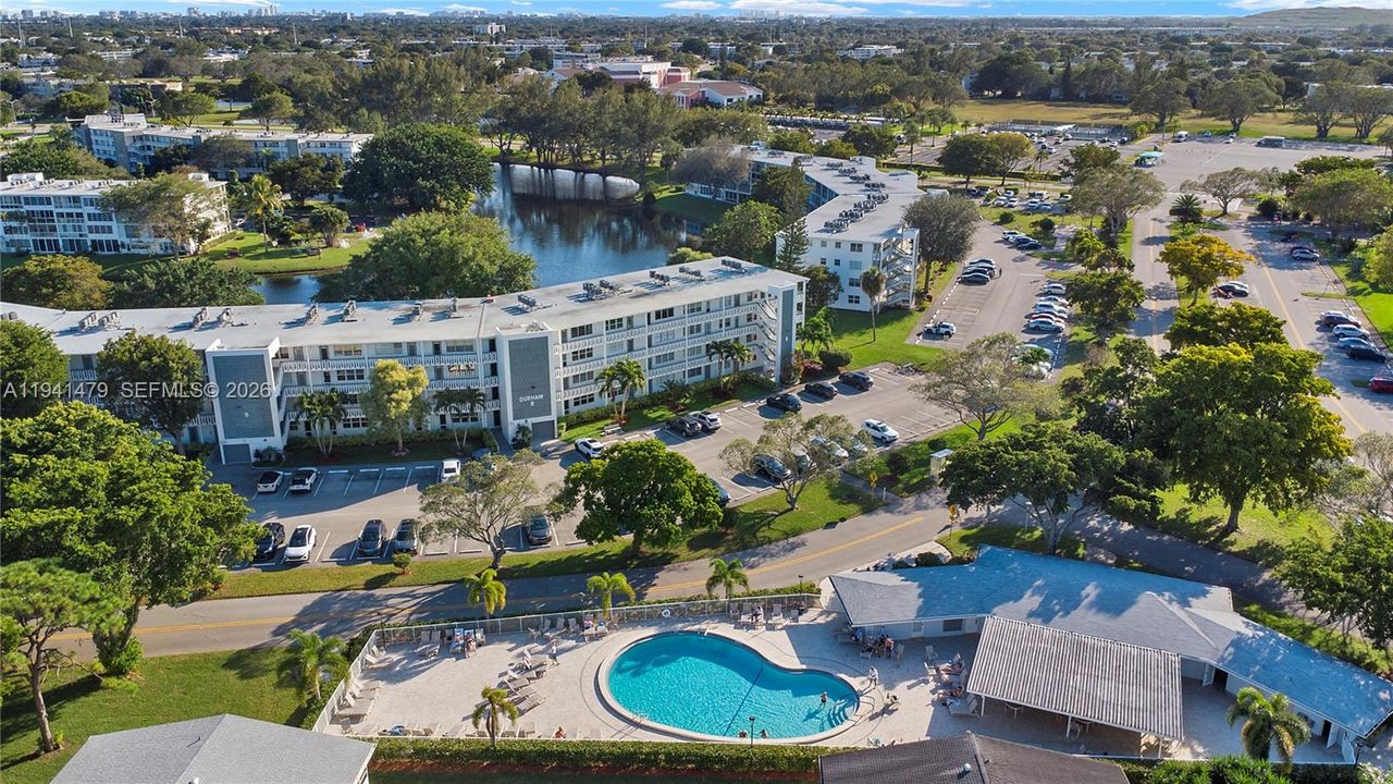 Active With Contract: $2,500 (1 beds, 1 baths, 603 Square Feet)