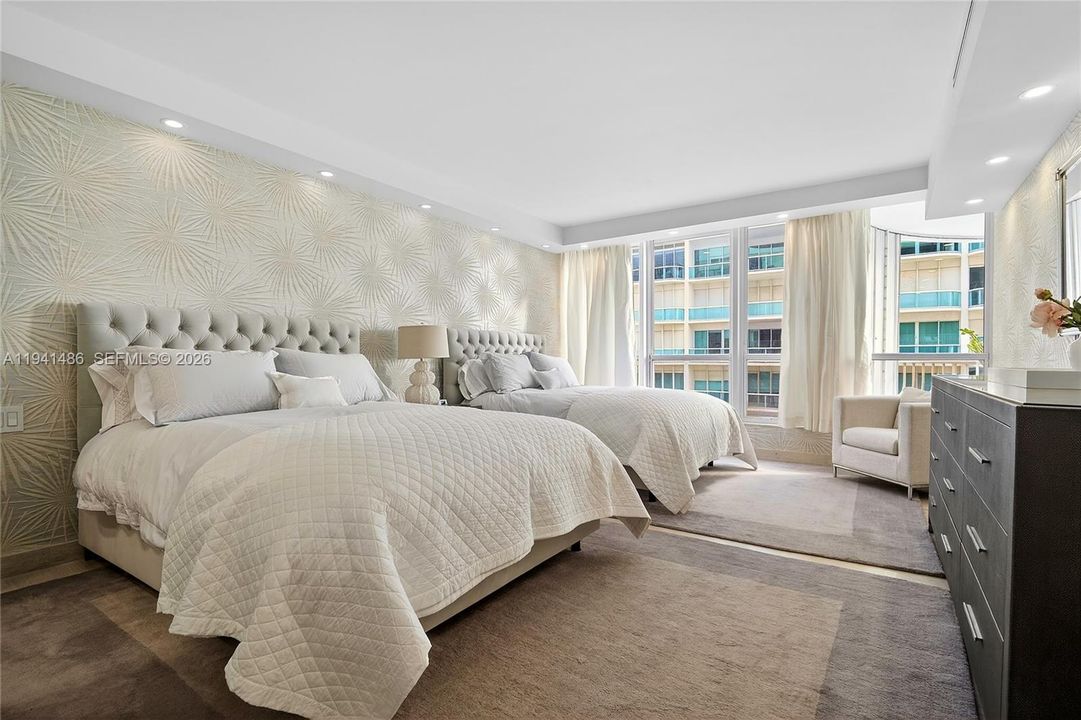 En Venta: $5,799,000 (3 camas, 3 baños, 3340 Pies cuadrados)