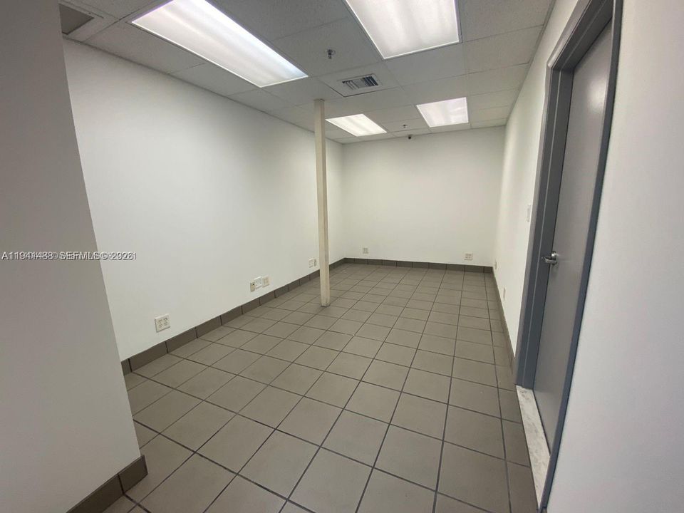 Active With Contract: $6,800 (0 beds, 0 baths, 0 Square Feet)