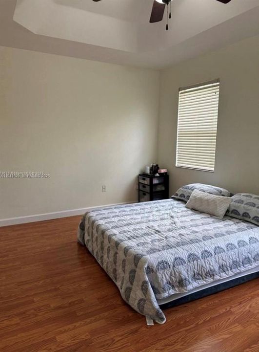 En Venta: $230,000 (2 camas, 2 baños, 1290 Pies cuadrados)