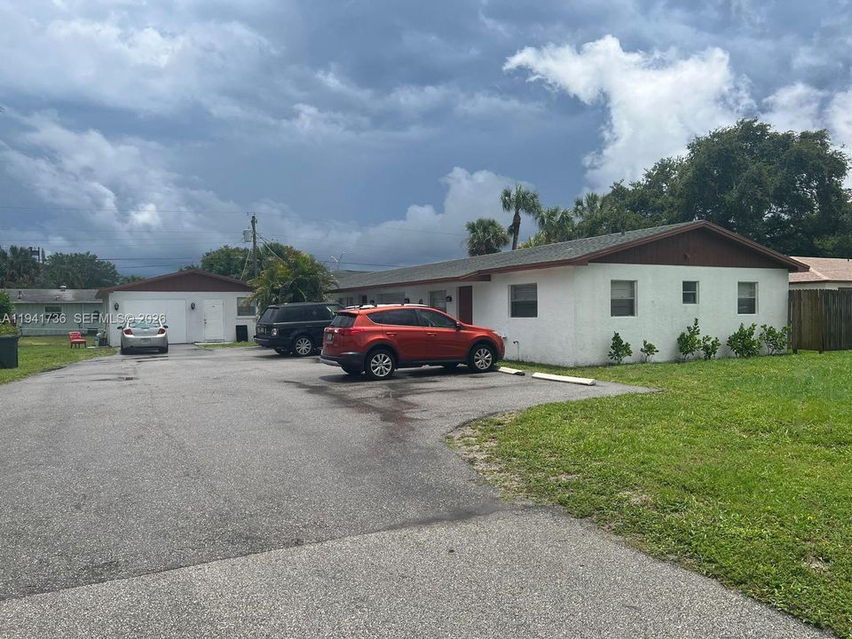 For Sale: $900,000 (0 beds, 0 baths, 2412 Square Feet)