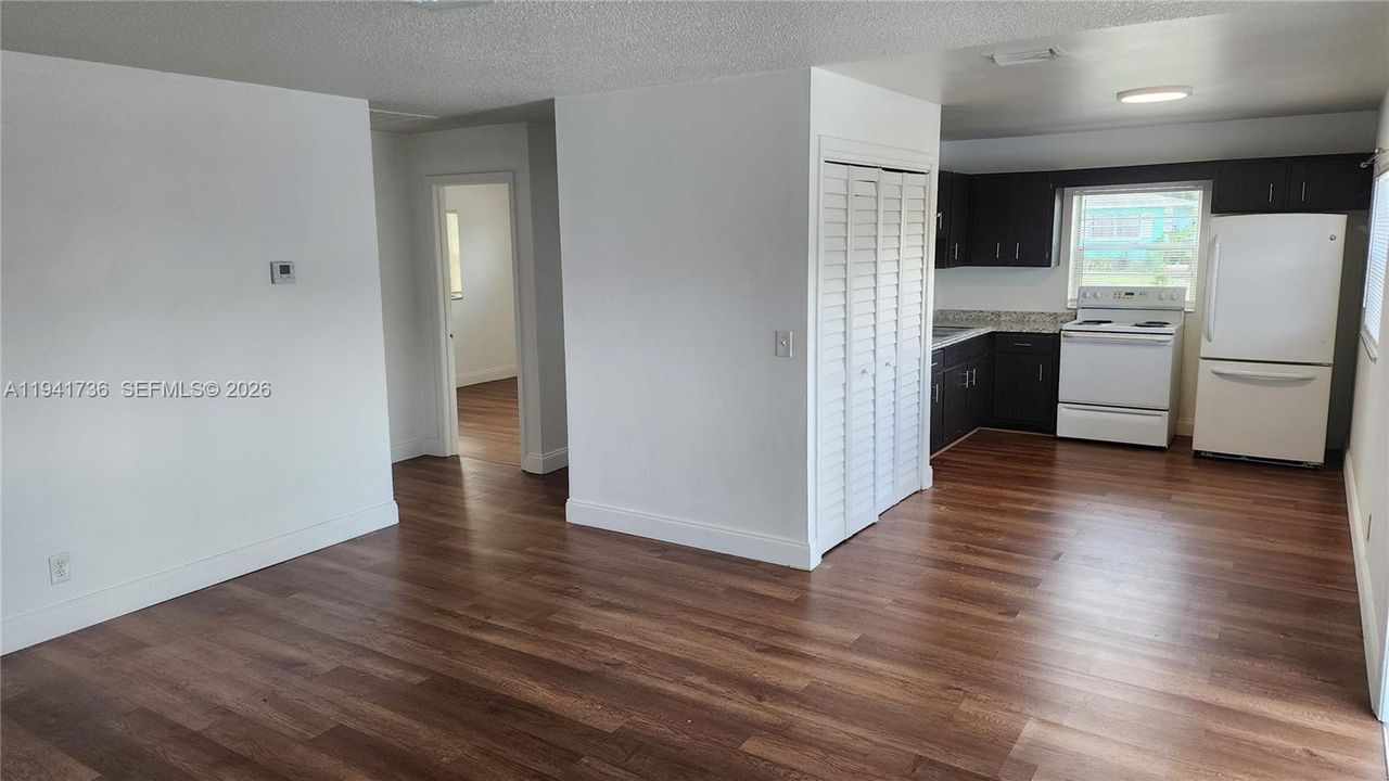 For Sale: $900,000 (0 beds, 0 baths, 2412 Square Feet)