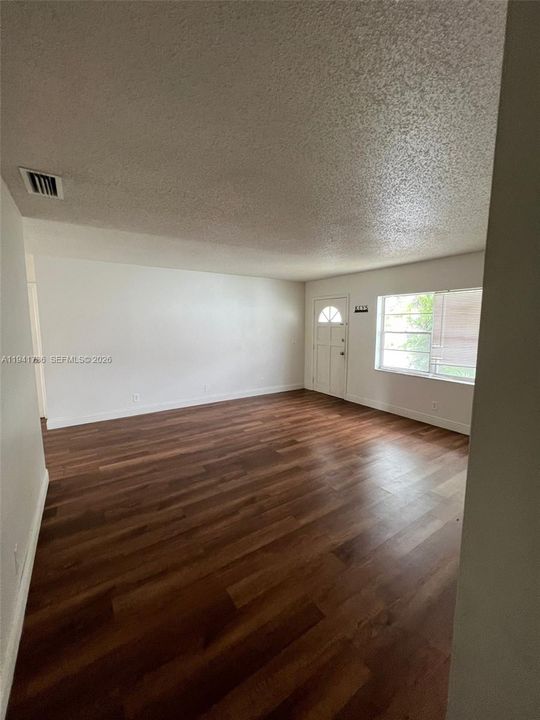 For Sale: $900,000 (0 beds, 0 baths, 2412 Square Feet)